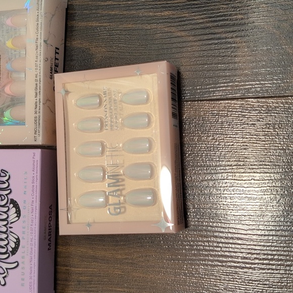 Glamnetic Press On Nails - Picture 4 of 5